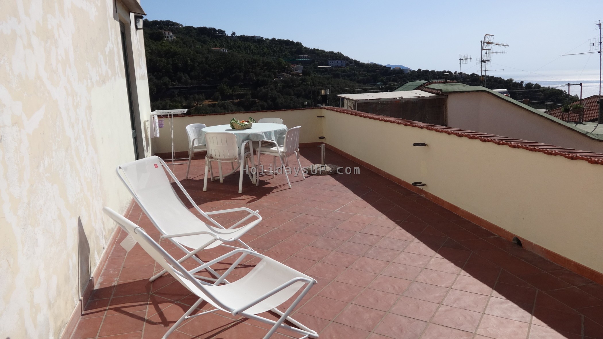 Terrace-solarium Villa holiday booking rentals Sorrento Coast