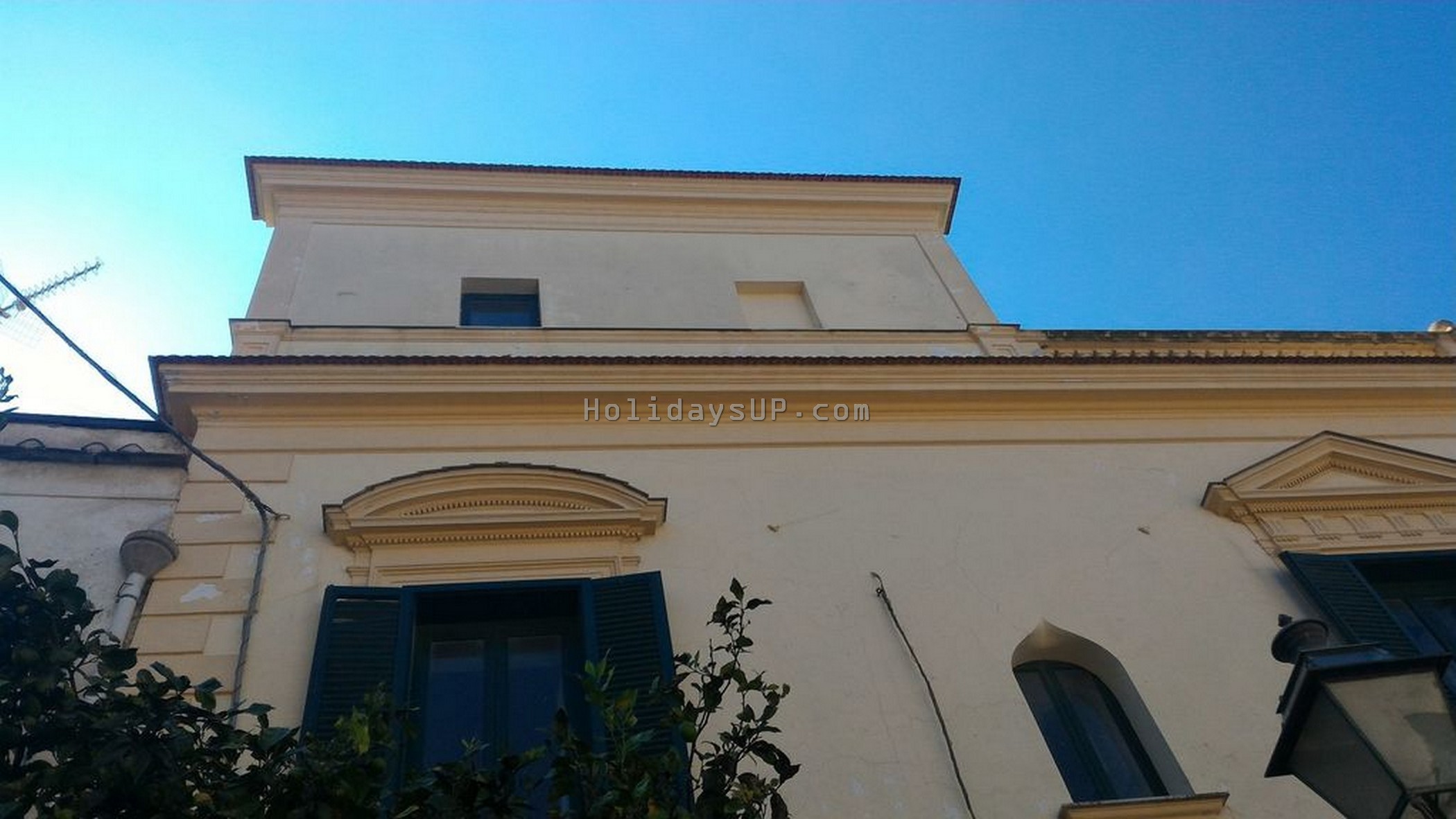 Historic villa external with barone room suite located in schiazzano massalubrense