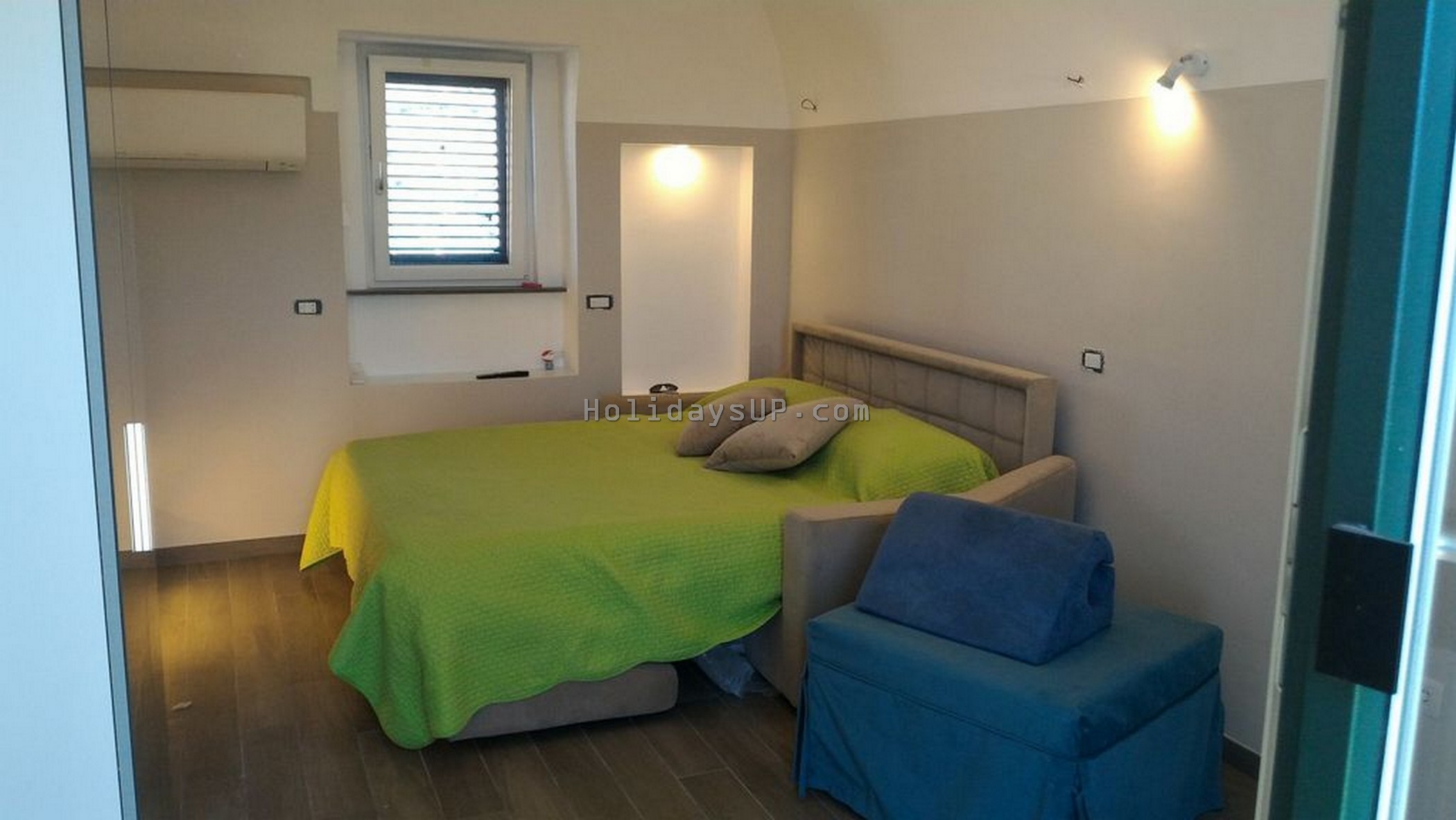 Barone suite room with double sofabed and terrace relax in Massa Lubrense